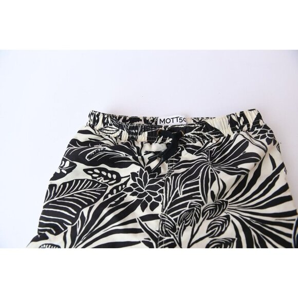 Mott50 Lot of 2 Boys Swim UPF 50 Mesh Brief Trunks SZ 10 Tropical Print - Picture 14 of 16